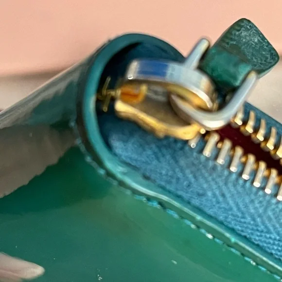 Miu Miu long wallet zipper green ribbon NWOT - Picture 10 of 16